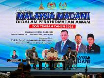 madani10.jpg